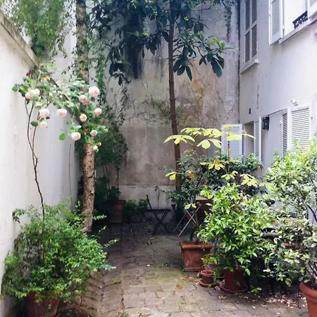 Appartamento Chic Neighborhood Charming Courtyard 7th Parigi